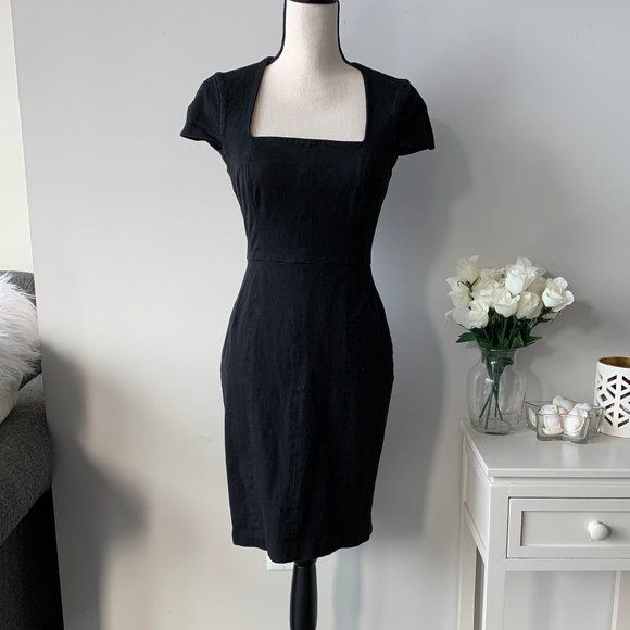 Banana Republic Dresses & Skirts - Banana Republic Square Neck Black Cap Sleeve Dress